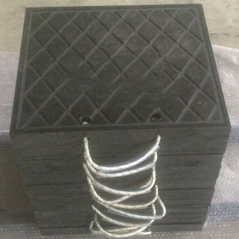 承受重壓受磨吊車支腿墊板