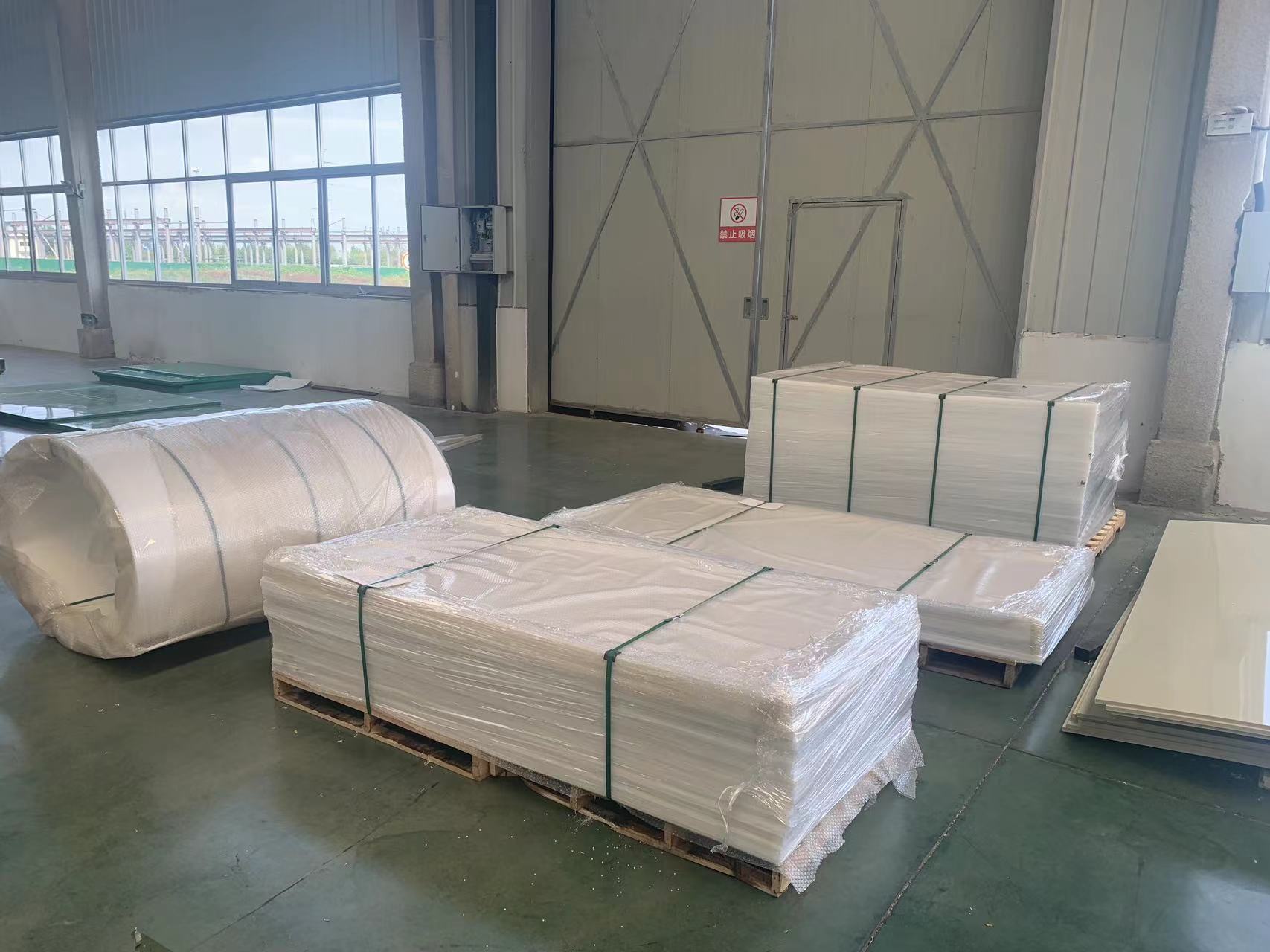 PP純板白色現(xiàn)貨批發(fā)